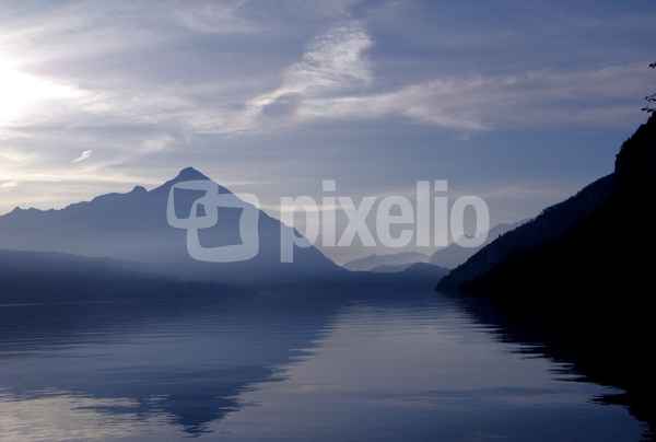 Dunst am Thunersee