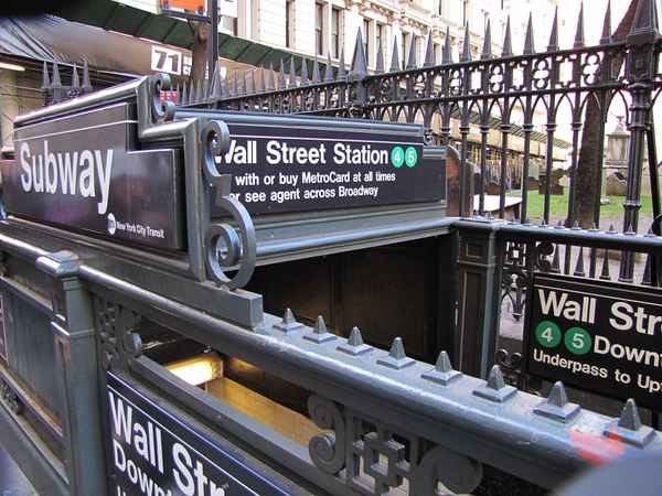 Wallstreet Subway Station