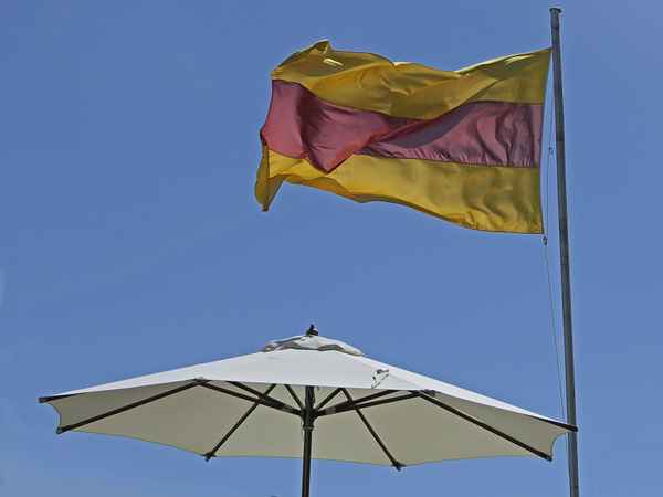 Über Baden lacht die Sonne