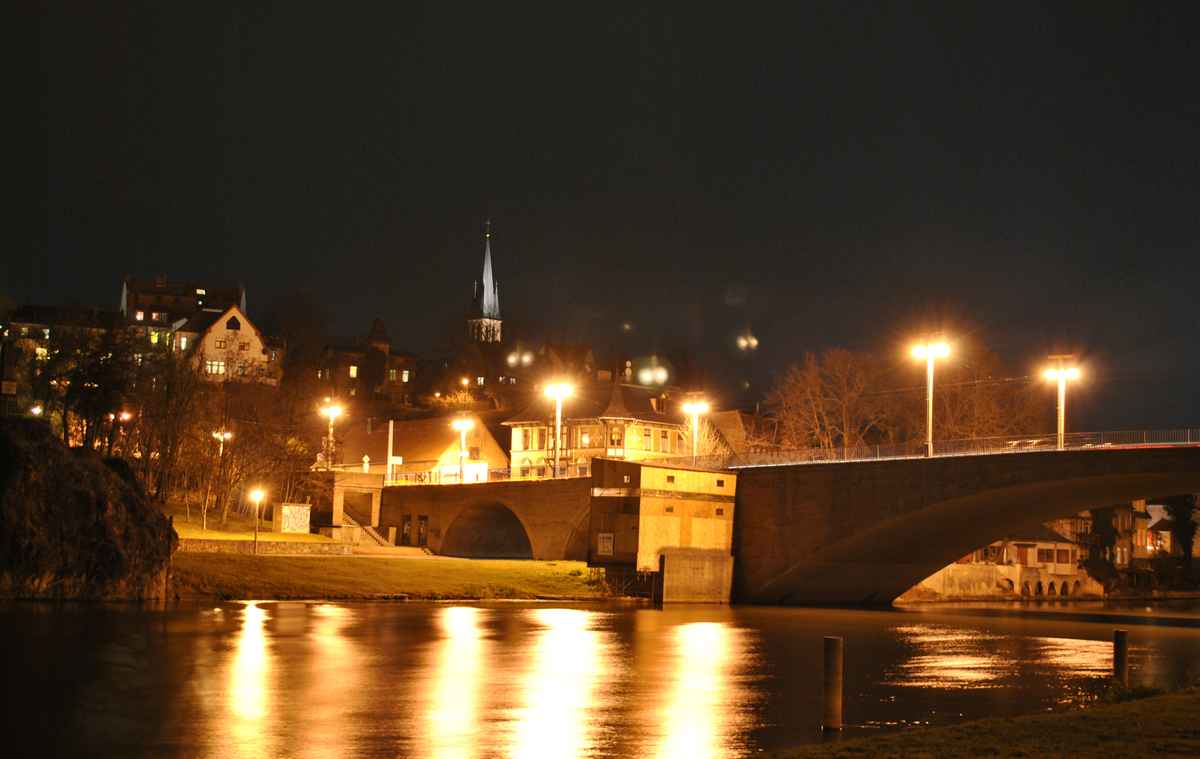 Halle Kröllwitz am Abend