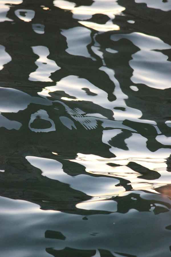 Abstrakte Wasserkunst