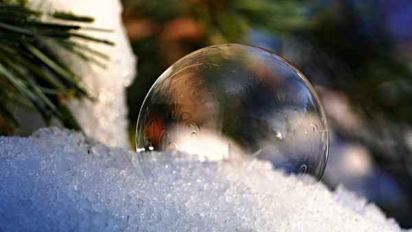 Seifenblase gefroren 1