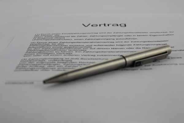 Vertrag