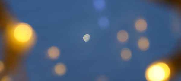 Mond vorlichter