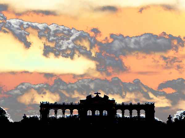 Wien-Schönbrunn, Gloriette, verfremdet