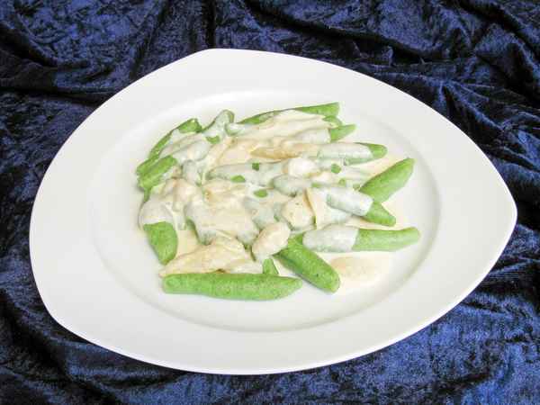 Spargelzeit: Schupfnudel mit Spargel