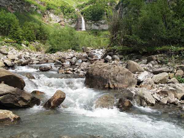 Wasser vom Glärnischgletscher