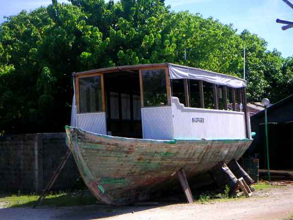 Ein Dhoni im Trockendock
