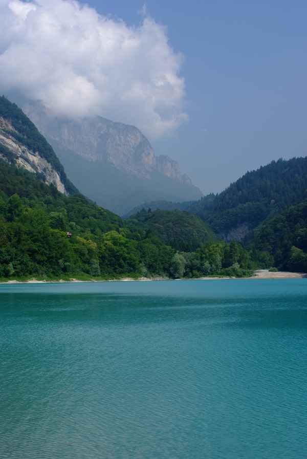 Tenno-See in den südlichen Alpen