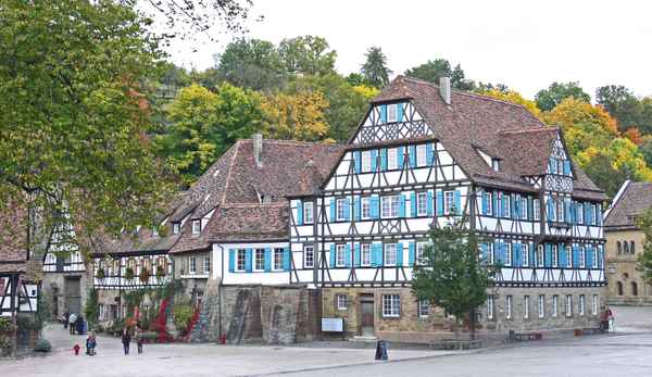 Historisches Ensemble . . . .