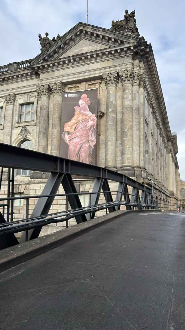 Hintereingang Bode Museum