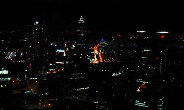 Frankfurter Skyline @ night 7