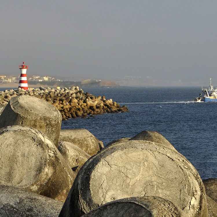 Fischer auf dem Weg zur Arbeit