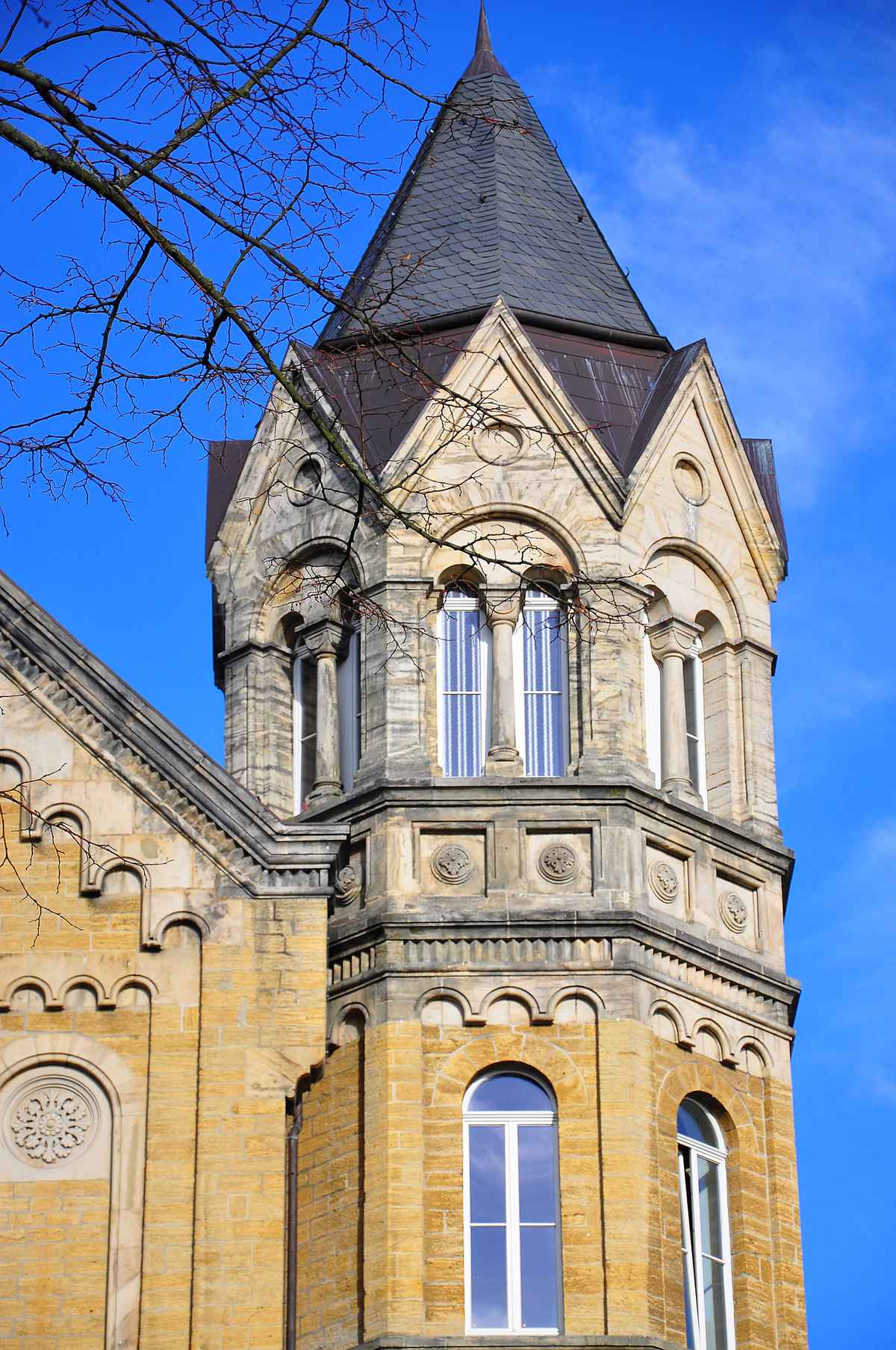 Turm mit Rundumblick