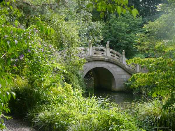 Chinesische Brücke