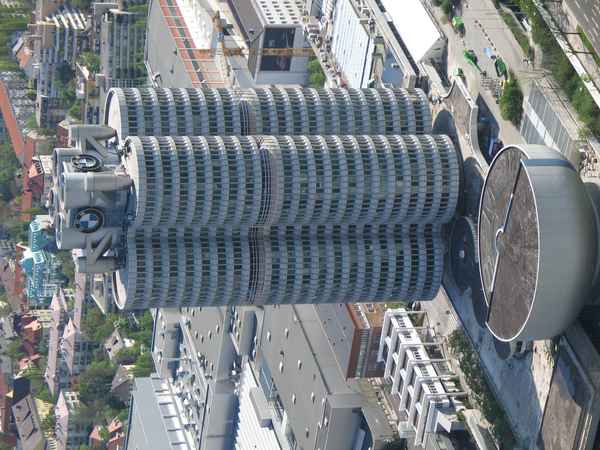 BMW-Turm