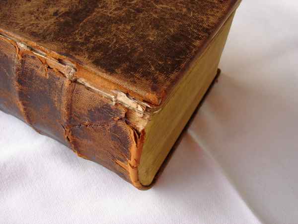 eine alte Bibel