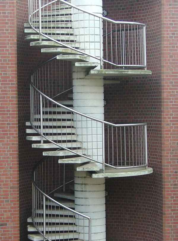 Wendeltreppe 1