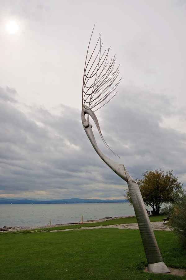 Moderne Kunst am See