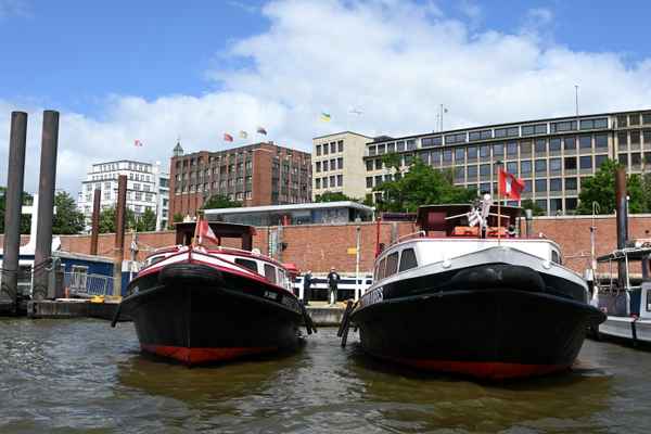 Barkassen früher begehrtes Transportmittel im Hafen