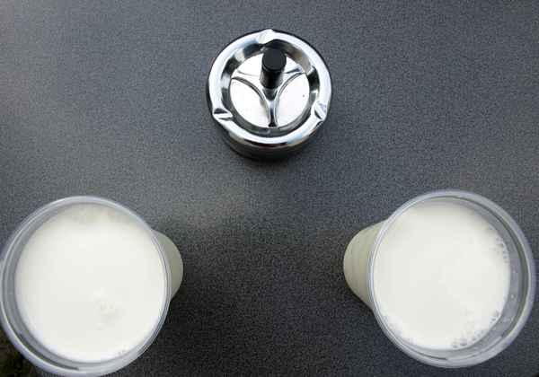 Ayran mit Aschenbecher