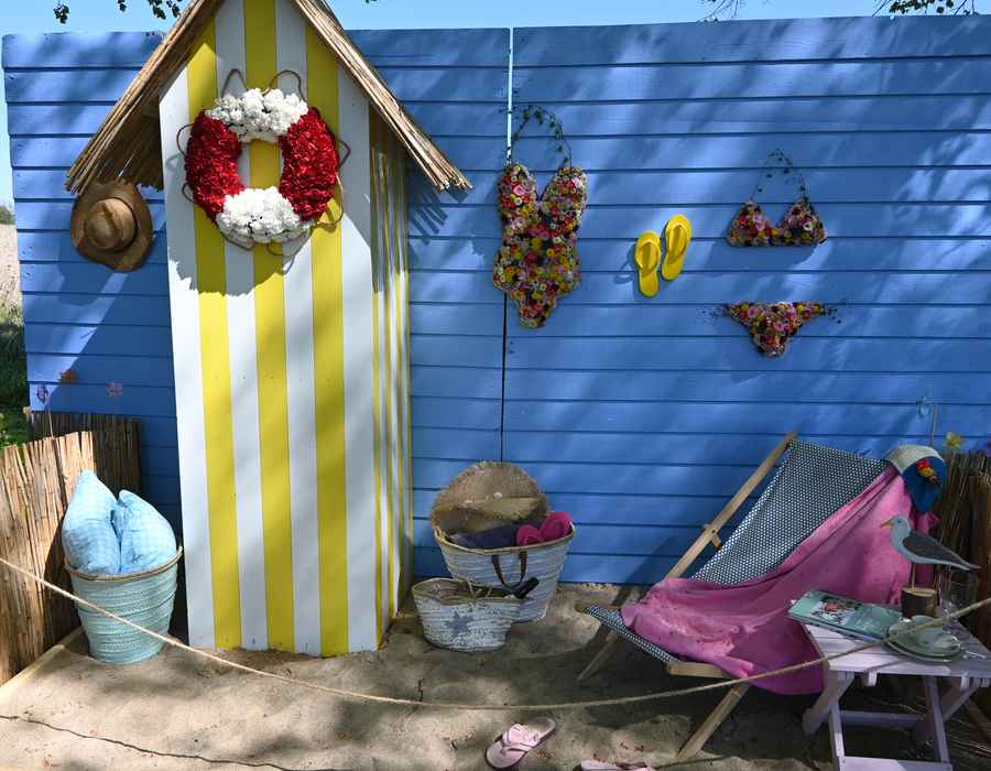 Sommer mit Blumen gestaltet