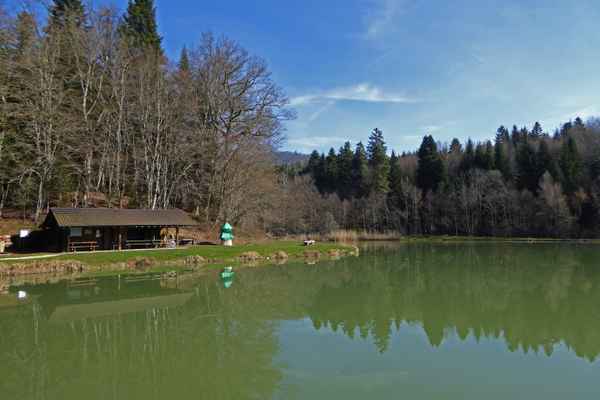 Am Weiher «Les Lavoirs»