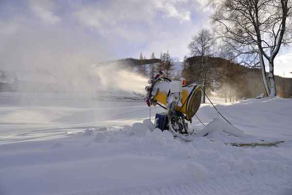 Schneekanone in Aktion