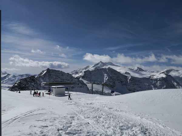 Skilift vor Cevedale