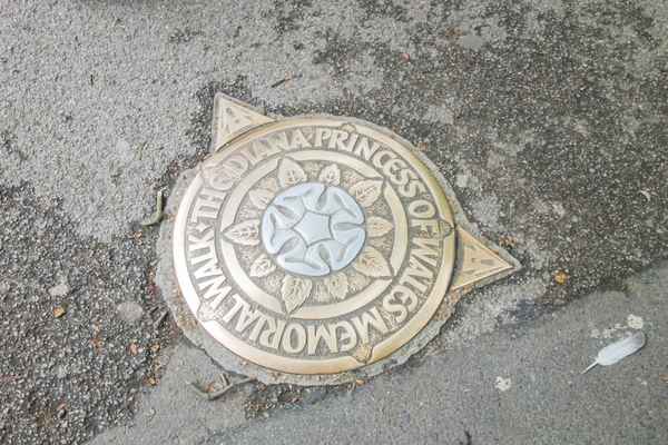 the Diana Princess of Wales Memorial walk