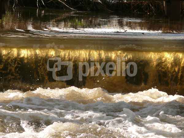 Der GOLDENE Wasserfall