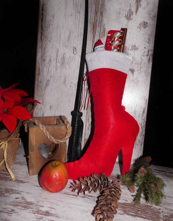Nikolausstiefel mit Peitsche ;-)