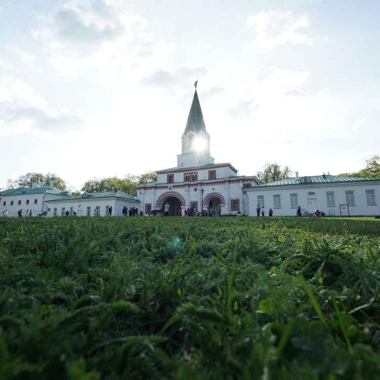 Kirche, Moskau 70. Siegestag