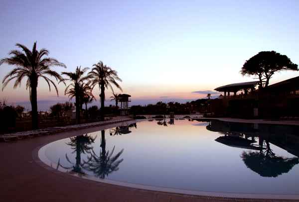 Abendstimmung am Pool
