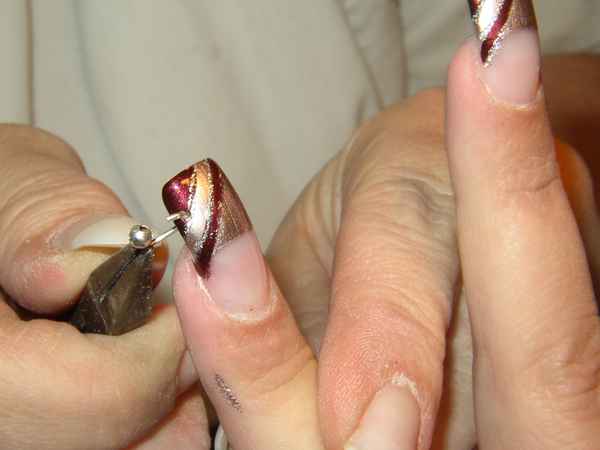 Nageldesign - Schmuckmontage