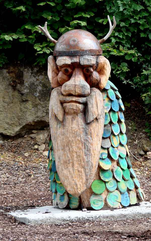 hölzerner Wikinger