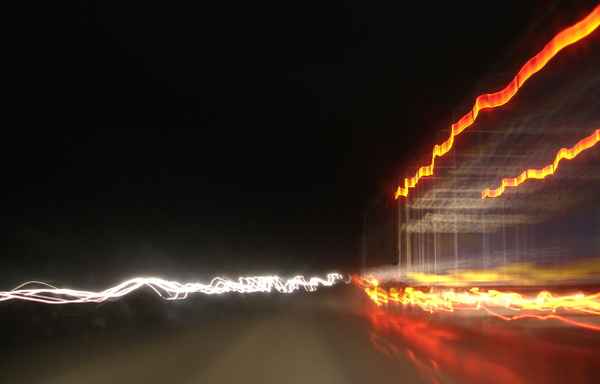 LKW bei Langzeitbelichtung