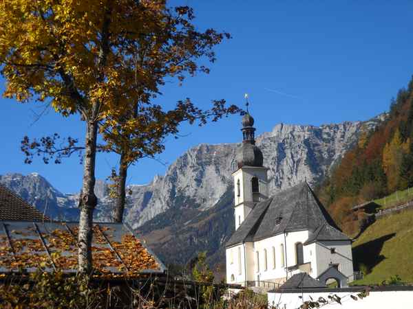 Ramsauer Kircherl im Herbst