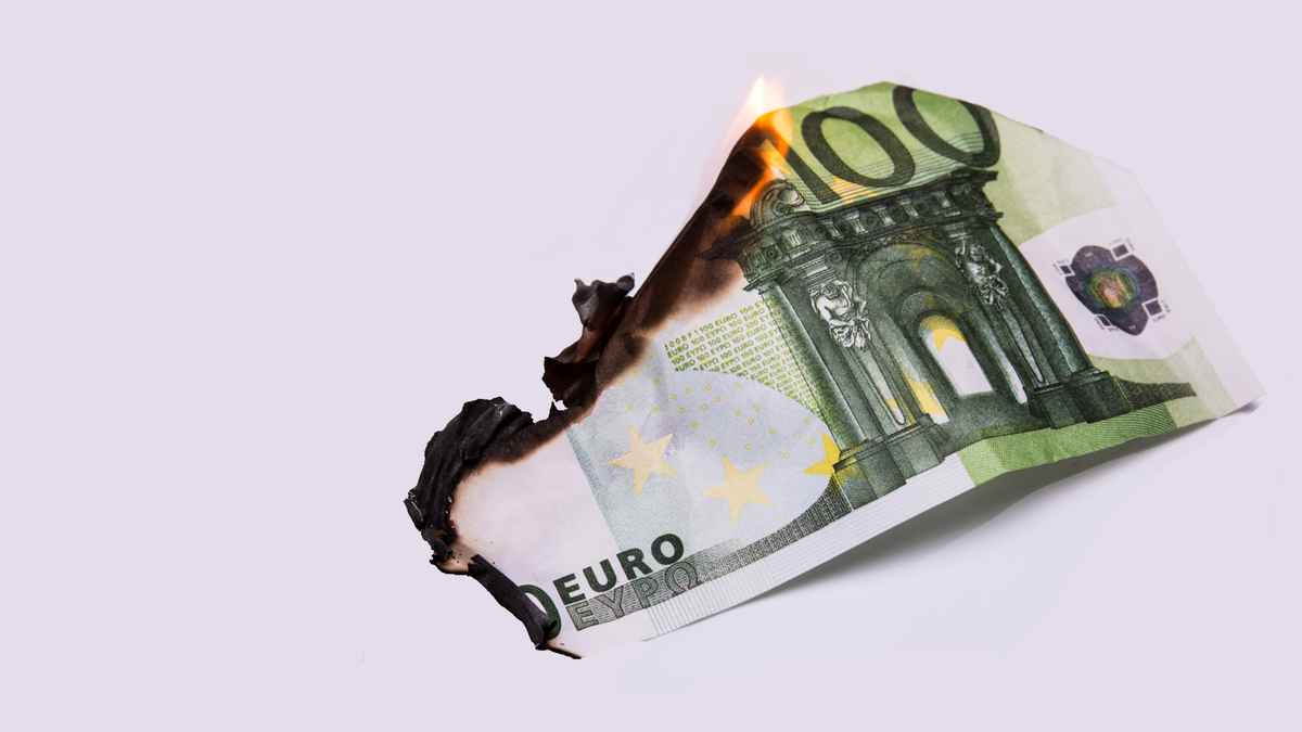 Geld Verbrennen