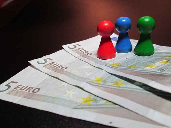 Drei sind ein Untermehmen