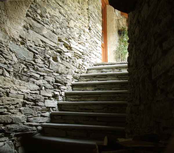 Treppe ins ...