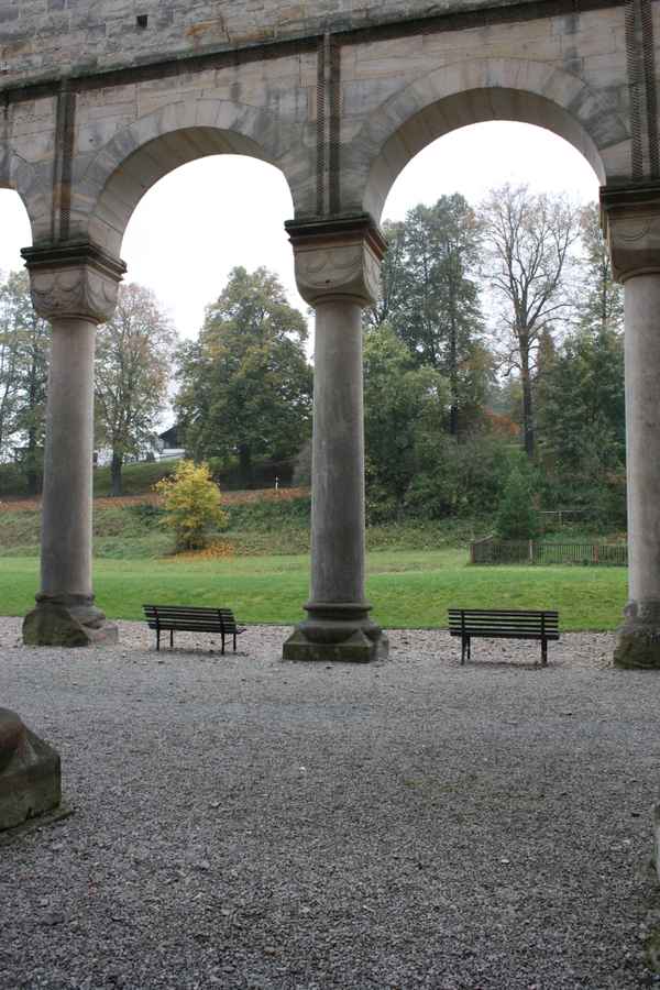 Paulinzella im Herbst