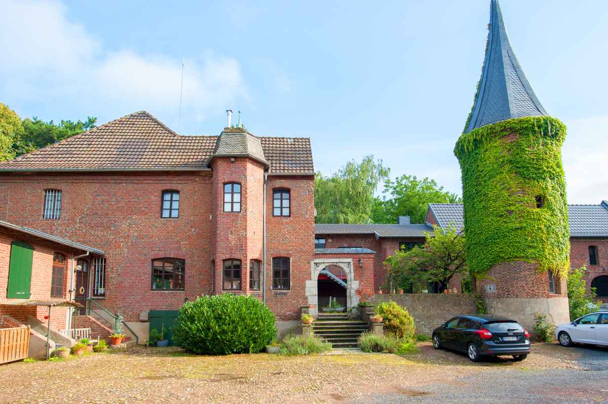 Kleinbouslar Rittergut Haus Bouslar