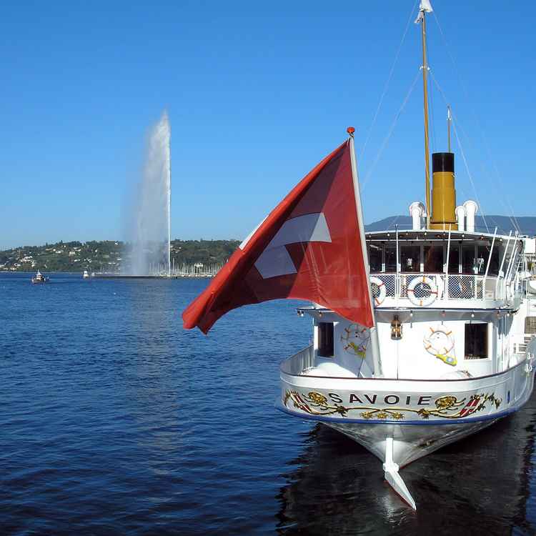 der Gourmet-Raddampfer "Savoie" auf dem Genfer See