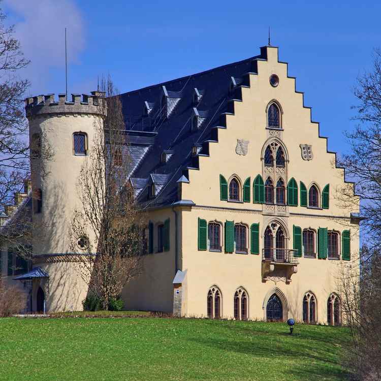 Schloss Rosenau