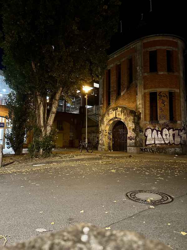 S-Warschauer Strasse Hinterausgang