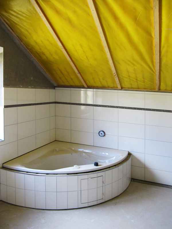 Bad-Einbau im Dachgeschoss