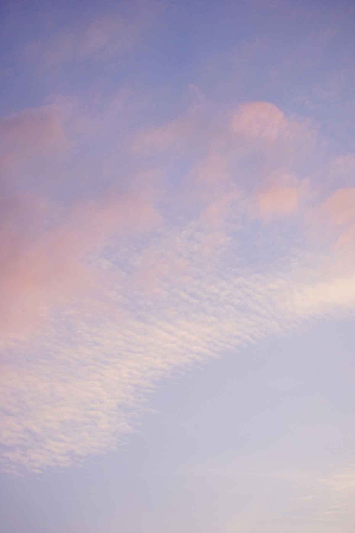 Abendhimmel - Lila Wolken