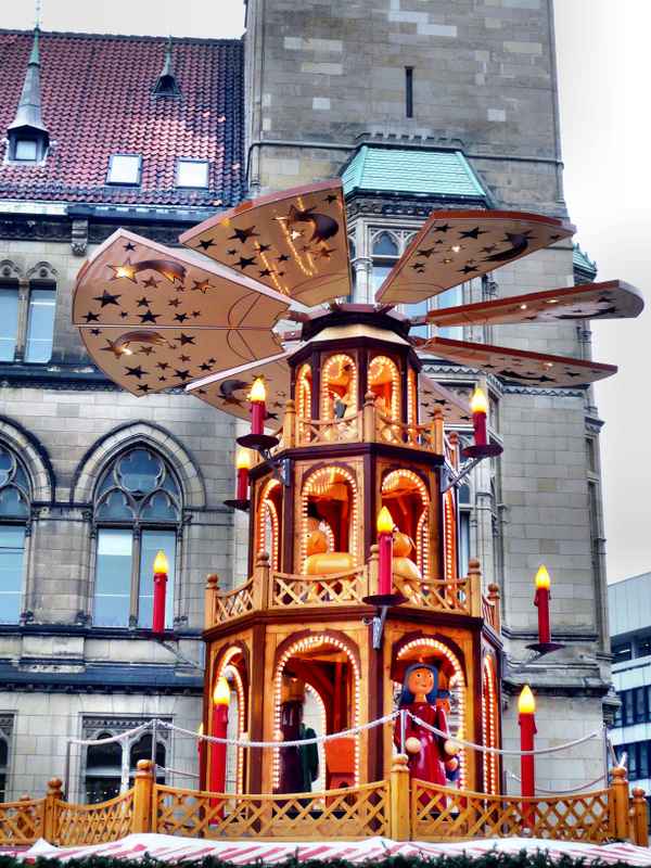 Weihnachtspyramide 2