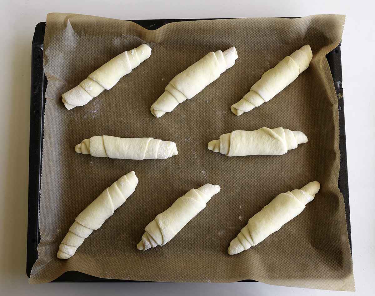 Frühstücksbrötchen roh